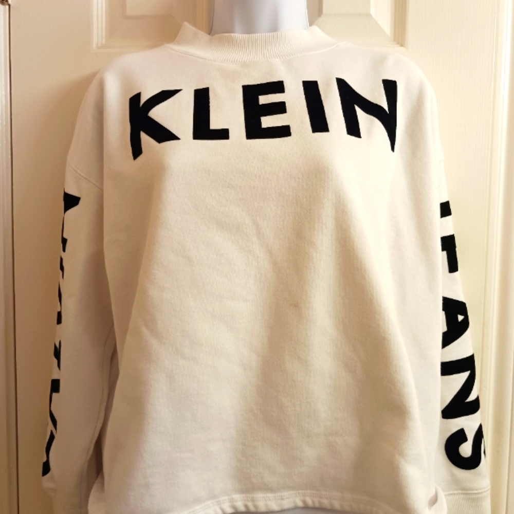 CK crew sweater